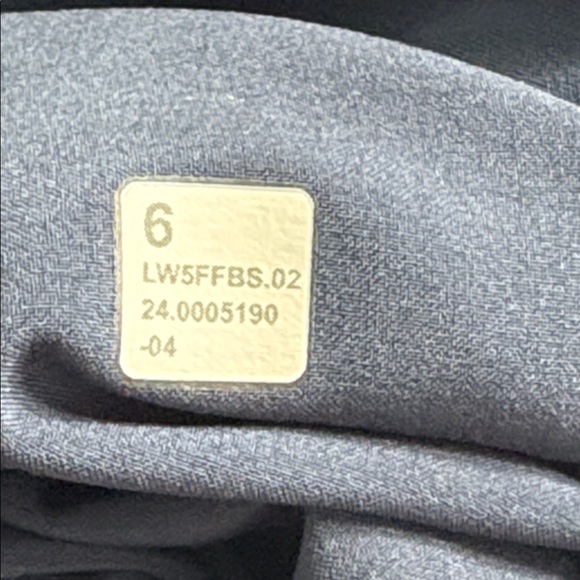 Lululemon Swift Wide-Leg Mia-Rise Pant *Full Length True Navy. Size 6 in EUC. - Picture 9 of 9